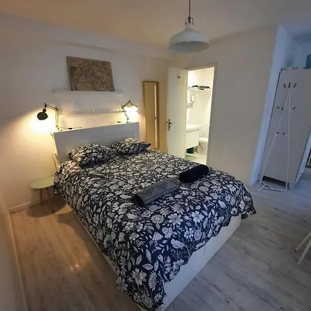30m2# Insead#centre *